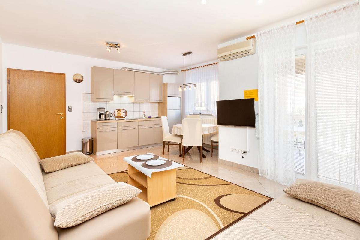 Vilic - Apartments Istriensonne メドゥリン エクステリア 写真