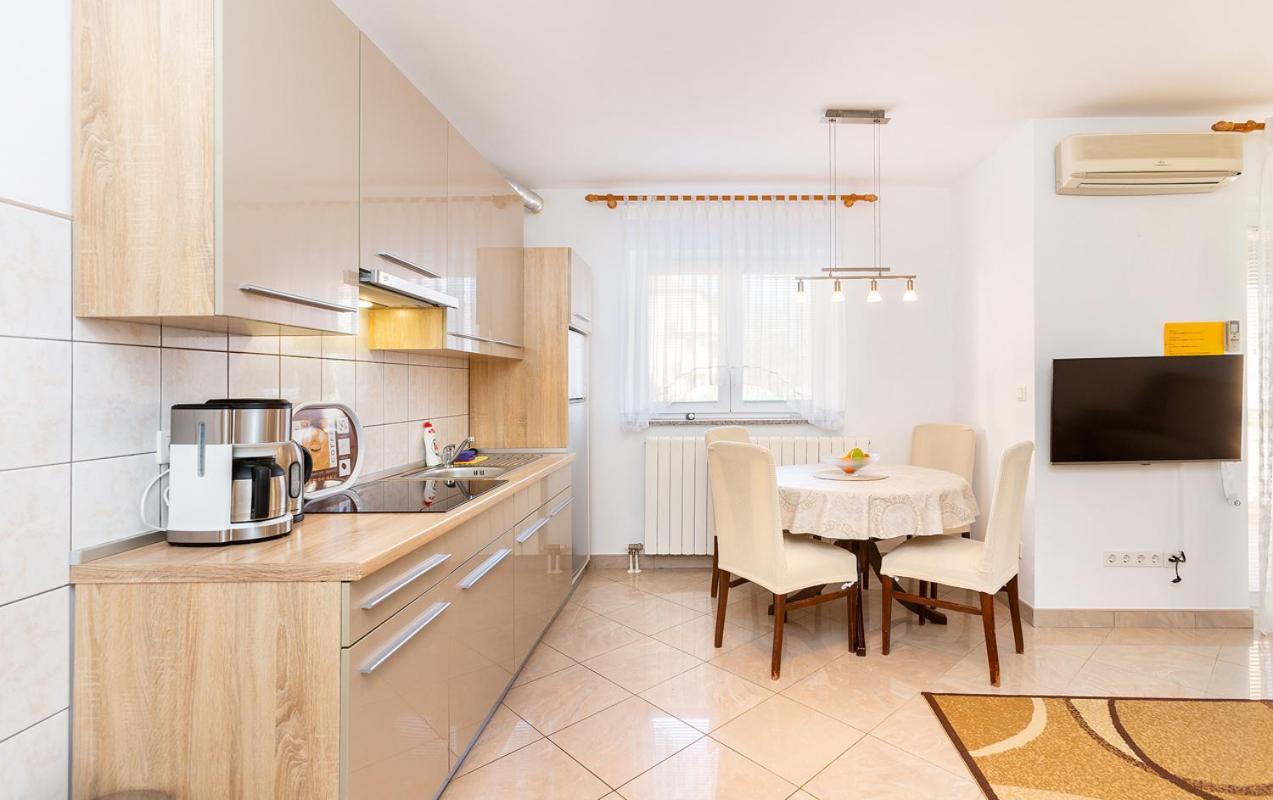 Vilic - Apartments Istriensonne メドゥリン エクステリア 写真